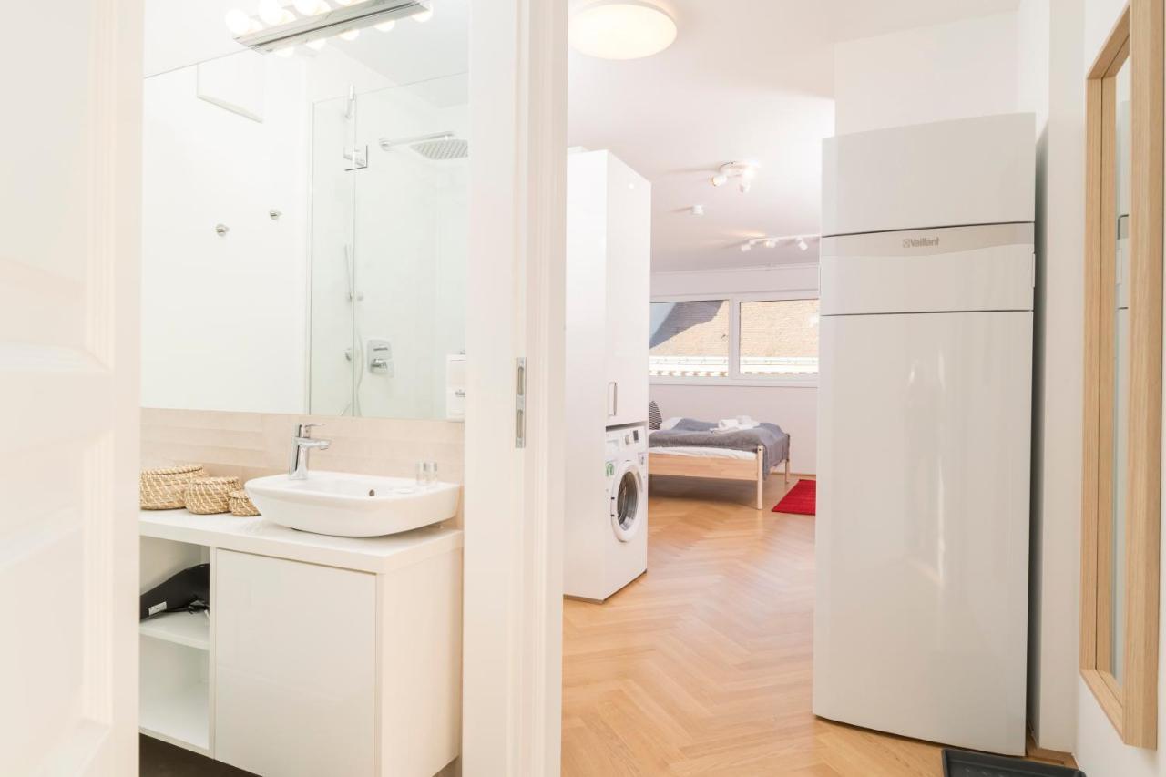 Red Monkey Vienna Apartment Exterior foto